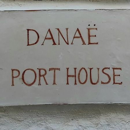 شقة Danae Port House هيدرا المظهر الخارجي الصورة