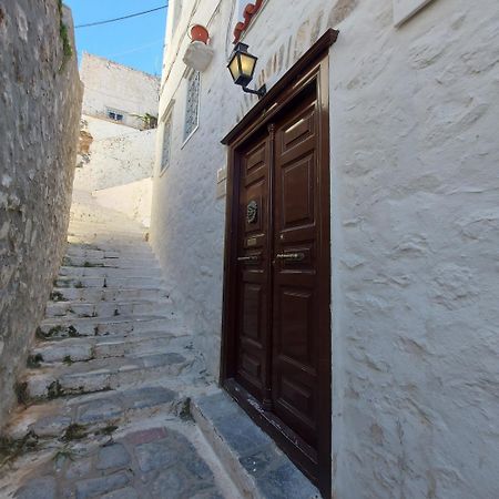 شقة Danae Port House هيدرا المظهر الخارجي الصورة